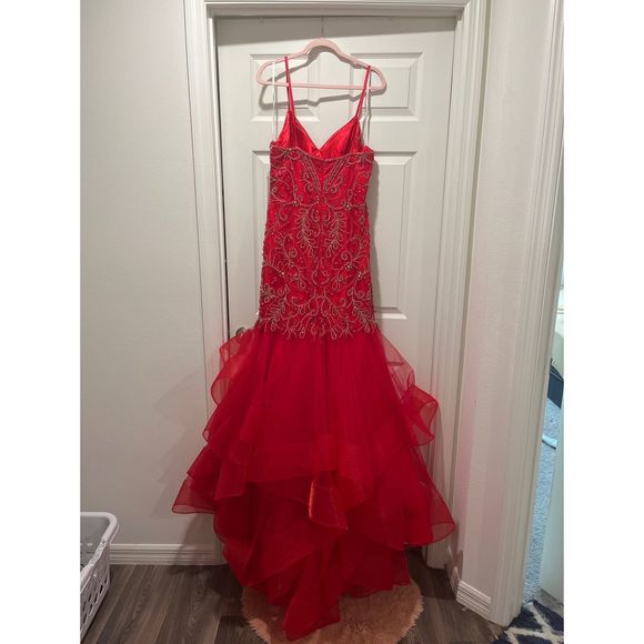 Red Vienna Size 16 Ball gown dress - Picture 2 of 2
